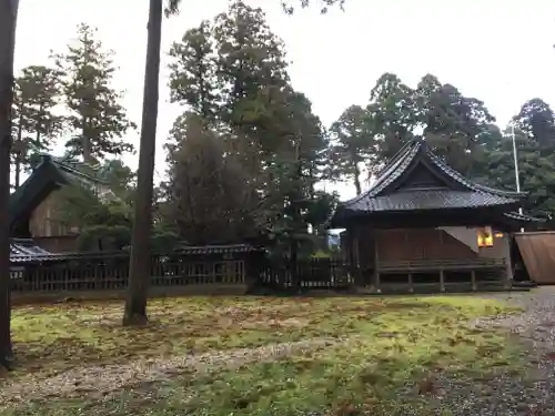 神明社の本殿