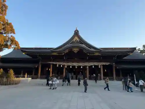 寒川神社の{uncategorized: "未分類", other: "その他", undefined: "問題あり", building: "その他建物", grave: "お墓", sacred_gate: "鳥居", guardian: "狛犬", statue: "像", buddha: "仏像", history: "歴史", nature: "自然", garden: "庭園", animal: "動物", pagoda: "塔", temizu: "手水舎", mountain_gate: "山門・神門", sanctuary: "本殿・本堂", subordinate: "末社・摂社", art: "芸術", scenery: "景色", jizo: "地蔵", ema: "絵馬", goshuin: "御朱印", omikuji: "おみくじ", items: "授与品その他", amulet: "お守り", goshuincho: "御朱印帳", eats: "食事", festival: "お祭り", votive_dance: "神楽", shichigosan: "七五三参", wedding: "結婚式", experience: "体験その他", initially: "初詣", around: "周辺", anti_infection: "感染症対策"}