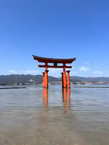 厳島神社(広島県)