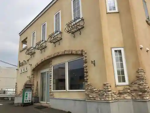 烈々布神社の{uncategorized: "未分類", other: "その他", undefined: "問題あり", building: "その他建物", grave: "お墓", sacred_gate: "鳥居", guardian: "狛犬", statue: "像", buddha: "仏像", history: "歴史", nature: "自然", garden: "庭園", animal: "動物", pagoda: "塔", temizu: "手水舎", mountain_gate: "山門・神門", sanctuary: "本殿・本堂", subordinate: "末社・摂社", art: "芸術", scenery: "景色", jizo: "地蔵", ema: "絵馬", goshuin: "御朱印", omikuji: "おみくじ", items: "授与品その他", amulet: "お守り", goshuincho: "御朱印帳", eats: "食事", festival: "お祭り", votive_dance: "神楽", shichigosan: "七五三参", wedding: "結婚式", experience: "体験その他", initially: "初詣", around: "周辺", anti_infection: "感染症対策"}