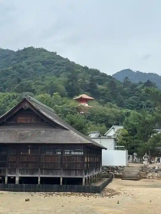 厳島神社(広島県)