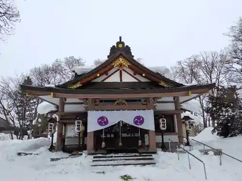 鷹栖神社の本殿・本堂