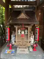 岩亀稲荷社の{uncategorized: "未分類", other: "その他", undefined: "問題あり", building: "その他建物", grave: "お墓", sacred_gate: "鳥居", guardian: "狛犬", statue: "像", buddha: "仏像", history: "歴史", nature: "自然", garden: "庭園", animal: "動物", pagoda: "塔", temizu: "手水舎", mountain_gate: "山門・神門", sanctuary: "本殿・本堂", subordinate: "末社・摂社", art: "芸術", scenery: "景色", jizo: "地蔵", ema: "絵馬", goshuin: "御朱印", omikuji: "おみくじ", items: "授与品その他", amulet: "お守り", goshuincho: "御朱印帳", eats: "食事", festival: "お祭り", votive_dance: "神楽", shichigosan: "七五三参", wedding: "結婚式", experience: "体験その他", initially: "初詣", around: "周辺", anti_infection: "感染症対策"}