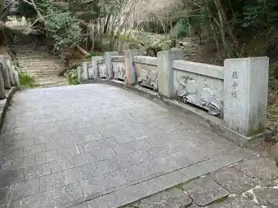 東大寺別院阿弥陀寺の{uncategorized: "未分類", other: "その他", undefined: "問題あり", building: "その他建物", grave: "お墓", sacred_gate: "鳥居", guardian: "狛犬", statue: "像", buddha: "仏像", history: "歴史", nature: "自然", garden: "庭園", animal: "動物", pagoda: "塔", temizu: "手水舎", mountain_gate: "山門・神門", sanctuary: "本殿・本堂", subordinate: "末社・摂社", art: "芸術", scenery: "景色", jizo: "地蔵", ema: "絵馬", goshuin: "御朱印", omikuji: "おみくじ", items: "授与品その他", amulet: "お守り", goshuincho: "御朱印帳", eats: "食事", festival: "お祭り", votive_dance: "神楽", shichigosan: "七五三参", wedding: "結婚式", experience: "体験その他", initially: "初詣", around: "周辺", anti_infection: "感染症対策"}