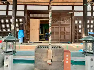 高山寺の本殿・本堂