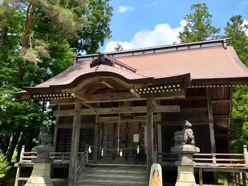 鬼無里神社の本殿