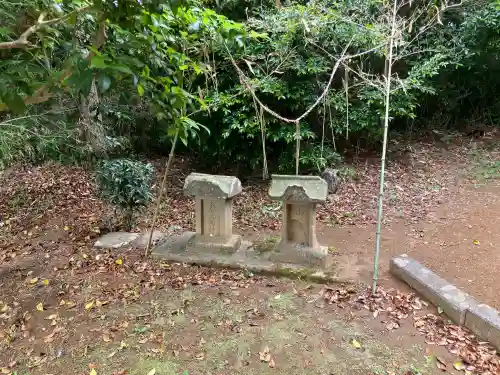 耳守神社の{uncategorized: "未分類", other: "その他", undefined: "問題あり", building: "その他建物", grave: "お墓", sacred_gate: "鳥居", guardian: "狛犬", statue: "像", buddha: "仏像", history: "歴史", nature: "自然", garden: "庭園", animal: "動物", pagoda: "塔", temizu: "手水舎", mountain_gate: "山門・神門", sanctuary: "本殿・本堂", subordinate: "末社・摂社", art: "芸術", scenery: "景色", jizo: "地蔵", ema: "絵馬", goshuin: "御朱印", omikuji: "おみくじ", items: "授与品その他", amulet: "お守り", goshuincho: "御朱印帳", eats: "食事", festival: "お祭り", votive_dance: "神楽", shichigosan: "七五三参", wedding: "結婚式", experience: "体験その他", initially: "初詣", around: "周辺", anti_infection: "感染症対策"}
