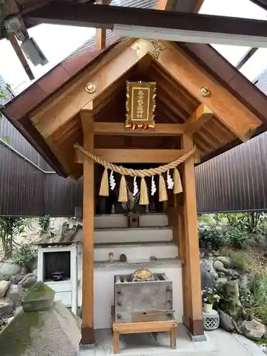 髙帝龍王龍神社（白山宮末社）の本殿・本堂