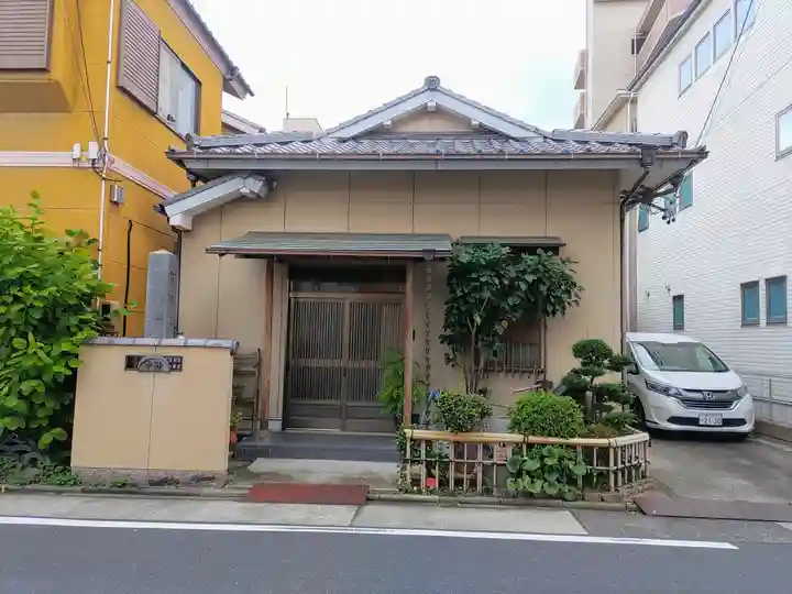 智隆講の本殿・本堂