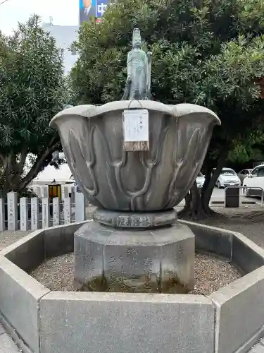 大須観音 （北野山真福寺宝生院）の{uncategorized: "未分類", other: "その他", undefined: "問題あり", building: "その他建物", grave: "お墓", sacred_gate: "鳥居", guardian: "狛犬", statue: "像", buddha: "仏像", history: "歴史", nature: "自然", garden: "庭園", animal: "動物", pagoda: "塔", temizu: "手水舎", mountain_gate: "山門・神門", sanctuary: "本殿・本堂", subordinate: "末社・摂社", art: "芸術", scenery: "景色", jizo: "地蔵", ema: "絵馬", goshuin: "御朱印", omikuji: "おみくじ", items: "授与品その他", amulet: "お守り", goshuincho: "御朱印帳", eats: "食事", festival: "お祭り", votive_dance: "神楽", shichigosan: "七五三参", wedding: "結婚式", experience: "体験その他", initially: "初詣", around: "周辺", anti_infection: "感染症対策"}