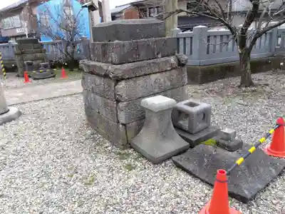 川巴良諏訪神社(富山県)