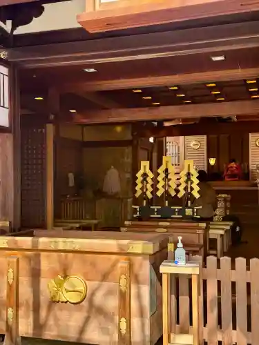 車折神社の{uncategorized: "未分類", other: "その他", undefined: "問題あり", building: "その他建物", grave: "お墓", sacred_gate: "鳥居", guardian: "狛犬", statue: "像", buddha: "仏像", history: "歴史", nature: "自然", garden: "庭園", animal: "動物", pagoda: "塔", temizu: "手水舎", mountain_gate: "山門・神門", sanctuary: "本殿・本堂", subordinate: "末社・摂社", art: "芸術", scenery: "景色", jizo: "地蔵", ema: "絵馬", goshuin: "御朱印", omikuji: "おみくじ", items: "授与品その他", amulet: "お守り", goshuincho: "御朱印帳", eats: "食事", festival: "お祭り", votive_dance: "神楽", shichigosan: "七五三参", wedding: "結婚式", experience: "体験その他", initially: "初詣", around: "周辺", anti_infection: "感染症対策"}