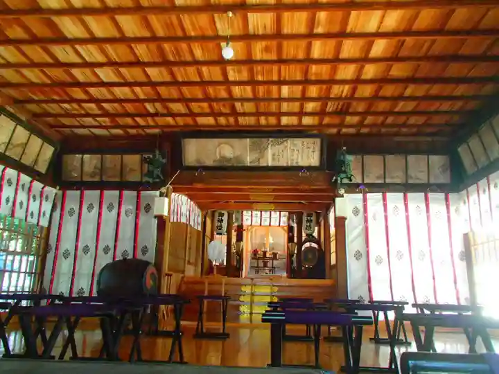 武並神社の本殿・本堂