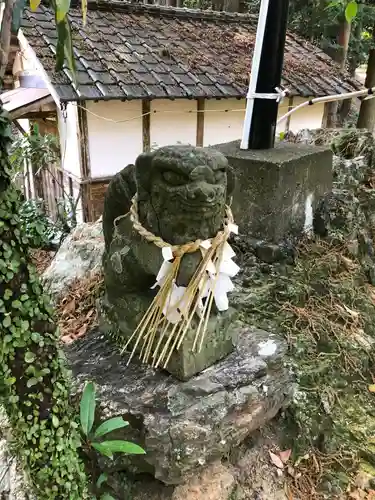 坂本八幡神社の狛犬