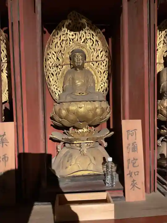 成身院 百体観音堂(さざえ堂)(埼玉県)