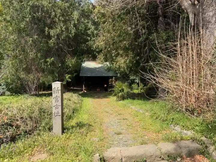 稱名寺の{uncategorized: "未分類", other: "その他", undefined: "問題あり", building: "その他建物", grave: "お墓", sacred_gate: "鳥居", guardian: "狛犬", statue: "像", buddha: "仏像", history: "歴史", nature: "自然", garden: "庭園", animal: "動物", pagoda: "塔", temizu: "手水舎", mountain_gate: "山門・神門", sanctuary: "本殿・本堂", subordinate: "末社・摂社", art: "芸術", scenery: "景色", jizo: "地蔵", ema: "絵馬", goshuin: "御朱印", omikuji: "おみくじ", items: "授与品その他", amulet: "お守り", goshuincho: "御朱印帳", eats: "食事", festival: "お祭り", votive_dance: "神楽", shichigosan: "七五三参", wedding: "結婚式", experience: "体験その他", initially: "初詣", around: "周辺", anti_infection: "感染症対策"}
