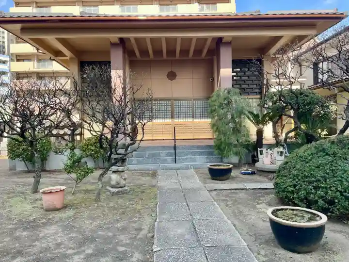 東光寺の{uncategorized: "未分類", other: "その他", undefined: "問題あり", building: "その他建物", grave: "お墓", sacred_gate: "鳥居", guardian: "狛犬", statue: "像", buddha: "仏像", history: "歴史", nature: "自然", garden: "庭園", animal: "動物", pagoda: "塔", temizu: "手水舎", mountain_gate: "山門・神門", sanctuary: "本殿・本堂", subordinate: "末社・摂社", art: "芸術", scenery: "景色", jizo: "地蔵", ema: "絵馬", goshuin: "御朱印", omikuji: "おみくじ", items: "授与品その他", amulet: "お守り", goshuincho: "御朱印帳", eats: "食事", festival: "お祭り", votive_dance: "神楽", shichigosan: "七五三参", wedding: "結婚式", experience: "体験その他", initially: "初詣", around: "周辺", anti_infection: "感染症対策"}