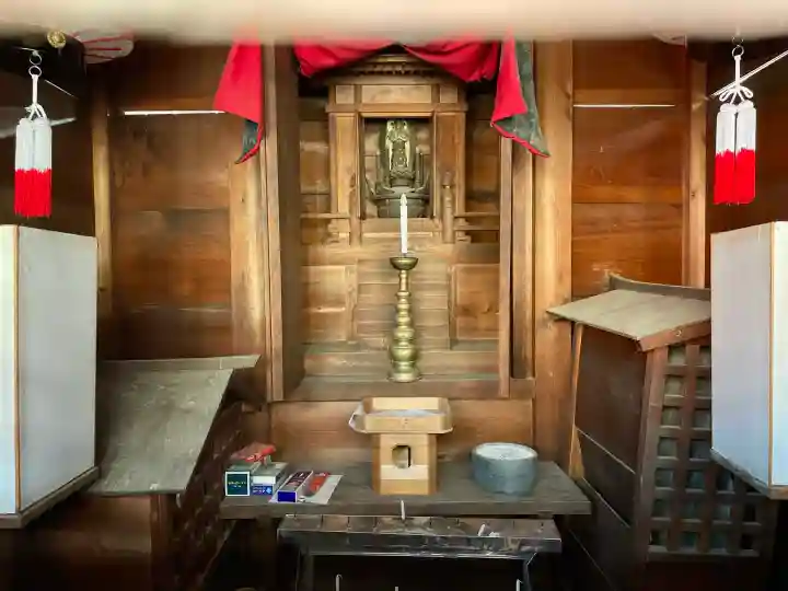 城山稲荷神社の{uncategorized: "未分類", other: "その他", undefined: "問題あり", building: "その他建物", grave: "お墓", sacred_gate: "鳥居", guardian: "狛犬", statue: "像", buddha: "仏像", history: "歴史", nature: "自然", garden: "庭園", animal: "動物", pagoda: "塔", temizu: "手水舎", mountain_gate: "山門・神門", sanctuary: "本殿・本堂", subordinate: "末社・摂社", art: "芸術", scenery: "景色", jizo: "地蔵", ema: "絵馬", goshuin: "御朱印", omikuji: "おみくじ", items: "授与品その他", amulet: "お守り", goshuincho: "御朱印帳", eats: "食事", festival: "お祭り", votive_dance: "神楽", shichigosan: "七五三参", wedding: "結婚式", experience: "体験その他", initially: "初詣", around: "周辺", anti_infection: "感染症対策"}