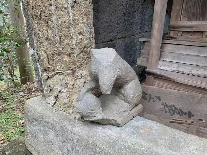 八幡神社の狛犬