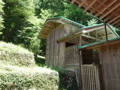 吾那神社の本殿・本堂