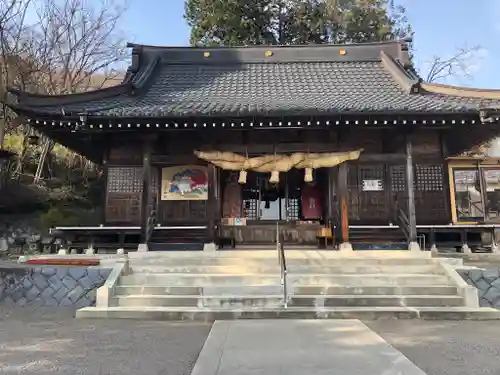 石母田　三吉神社の本殿