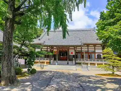 西明寺の本殿・本堂