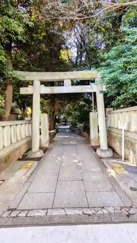 渋谷氷川神社の鳥居