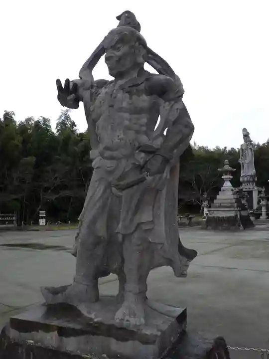 慈雲山 影現寺(時志観音)の像