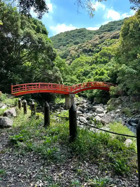 太山寺の{uncategorized: "未分類", other: "その他", undefined: "問題あり", building: "その他建物", grave: "お墓", sacred_gate: "鳥居", guardian: "狛犬", statue: "像", buddha: "仏像", history: "歴史", nature: "自然", garden: "庭園", animal: "動物", pagoda: "塔", temizu: "手水舎", mountain_gate: "山門・神門", sanctuary: "本殿・本堂", subordinate: "末社・摂社", art: "芸術", scenery: "景色", jizo: "地蔵", ema: "絵馬", goshuin: "御朱印", omikuji: "おみくじ", items: "授与品その他", amulet: "お守り", goshuincho: "御朱印帳", eats: "食事", festival: "お祭り", votive_dance: "神楽", shichigosan: "七五三参", wedding: "結婚式", experience: "体験その他", initially: "初詣", around: "周辺", anti_infection: "感染症対策"}