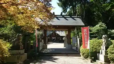 神明社の山門・神門