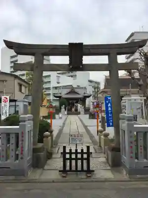 高田氷川神社の鳥居