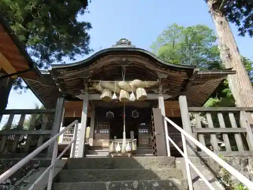 須我神社の本殿