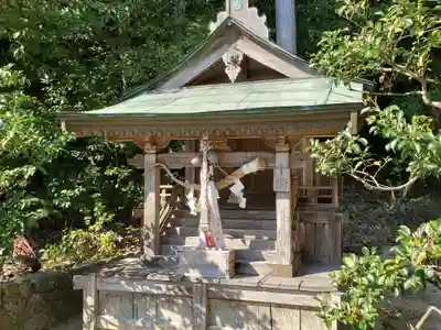 素盞嗚神社の末社・摂社