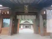 岡田神社の山門・神門