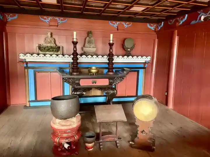 韮崎窟観音(山梨県)