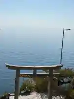 竹生島神社(都久夫須麻神社)の{uncategorized: "未分類", other: "その他", undefined: "問題あり", building: "その他建物", grave: "お墓", sacred_gate: "鳥居", guardian: "狛犬", statue: "像", buddha: "仏像", history: "歴史", nature: "自然", garden: "庭園", animal: "動物", pagoda: "塔", temizu: "手水舎", mountain_gate: "山門・神門", sanctuary: "本殿・本堂", subordinate: "末社・摂社", art: "芸術", scenery: "景色", jizo: "地蔵", ema: "絵馬", goshuin: "御朱印", omikuji: "おみくじ", items: "授与品その他", amulet: "お守り", goshuincho: "御朱印帳", eats: "食事", festival: "お祭り", votive_dance: "神楽", shichigosan: "七五三参", wedding: "結婚式", experience: "体験その他", initially: "初詣", around: "周辺", anti_infection: "感染症対策"}