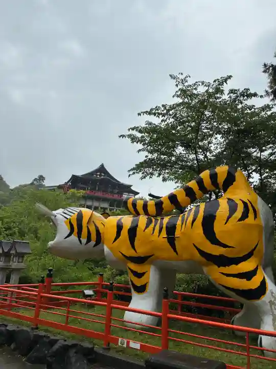 朝護孫子寺の{uncategorized: "未分類", other: "その他", undefined: "問題あり", building: "その他建物", grave: "お墓", sacred_gate: "鳥居", guardian: "狛犬", statue: "像", buddha: "仏像", history: "歴史", nature: "自然", garden: "庭園", animal: "動物", pagoda: "塔", temizu: "手水舎", mountain_gate: "山門・神門", sanctuary: "本殿・本堂", subordinate: "末社・摂社", art: "芸術", scenery: "景色", jizo: "地蔵", ema: "絵馬", goshuin: "御朱印", omikuji: "おみくじ", items: "授与品その他", amulet: "お守り", goshuincho: "御朱印帳", eats: "食事", festival: "お祭り", votive_dance: "神楽", shichigosan: "七五三参", wedding: "結婚式", experience: "体験その他", initially: "初詣", around: "周辺", anti_infection: "感染症対策"}