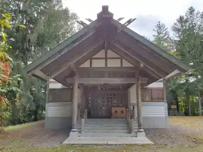 京極八幡神社の本殿・本堂