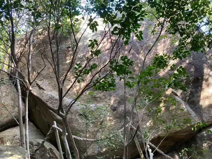 越木岩神社(兵庫県)