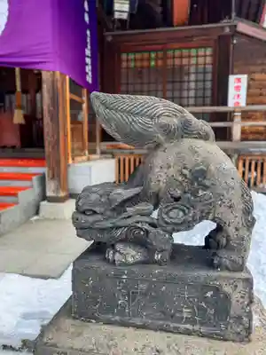 北海道神宮頓宮の狛犬