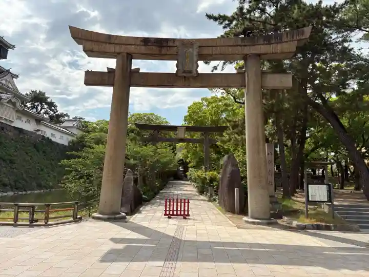 小倉祇園八坂神社の{uncategorized: "未分類", other: "その他", undefined: "問題あり", building: "その他建物", grave: "お墓", sacred_gate: "鳥居", guardian: "狛犬", statue: "像", buddha: "仏像", history: "歴史", nature: "自然", garden: "庭園", animal: "動物", pagoda: "塔", temizu: "手水舎", mountain_gate: "山門・神門", sanctuary: "本殿・本堂", subordinate: "末社・摂社", art: "芸術", scenery: "景色", jizo: "地蔵", ema: "絵馬", goshuin: "御朱印", omikuji: "おみくじ", items: "授与品その他", amulet: "お守り", goshuincho: "御朱印帳", eats: "食事", festival: "お祭り", votive_dance: "神楽", shichigosan: "七五三参", wedding: "結婚式", experience: "体験その他", initially: "初詣", around: "周辺", anti_infection: "感染症対策"}