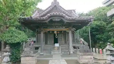小動神社の本殿・本堂