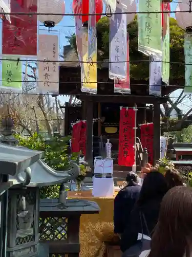 深川開運出世稲荷の{uncategorized: "未分類", other: "その他", undefined: "問題あり", building: "その他建物", grave: "お墓", sacred_gate: "鳥居", guardian: "狛犬", statue: "像", buddha: "仏像", history: "歴史", nature: "自然", garden: "庭園", animal: "動物", pagoda: "塔", temizu: "手水舎", mountain_gate: "山門・神門", sanctuary: "本殿・本堂", subordinate: "末社・摂社", art: "芸術", scenery: "景色", jizo: "地蔵", ema: "絵馬", goshuin: "御朱印", omikuji: "おみくじ", items: "授与品その他", amulet: "お守り", goshuincho: "御朱印帳", eats: "食事", festival: "お祭り", votive_dance: "神楽", shichigosan: "七五三参", wedding: "結婚式", experience: "体験その他", initially: "初詣", around: "周辺", anti_infection: "感染症対策"}