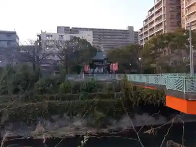 鶴ヶ峰稲荷神社の周辺