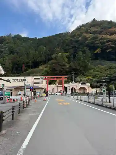 高尾山麓氷川神社(東京都)