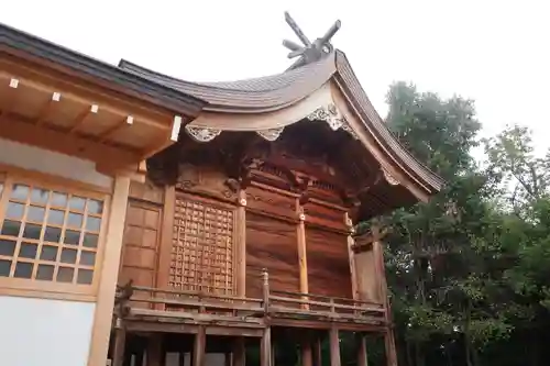 高尾神社の本殿・本堂