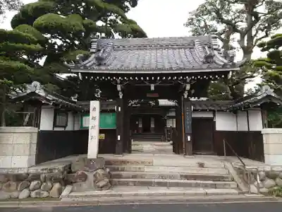 遍慶寺の山門・神門