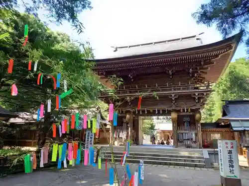 伊佐須美神社の山門・神門