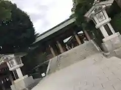 東郷神社の山門