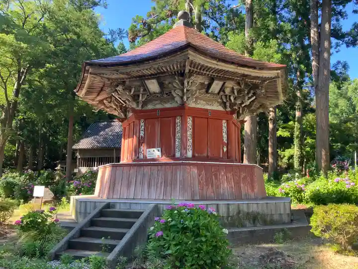 蓮華峯寺(新潟県)